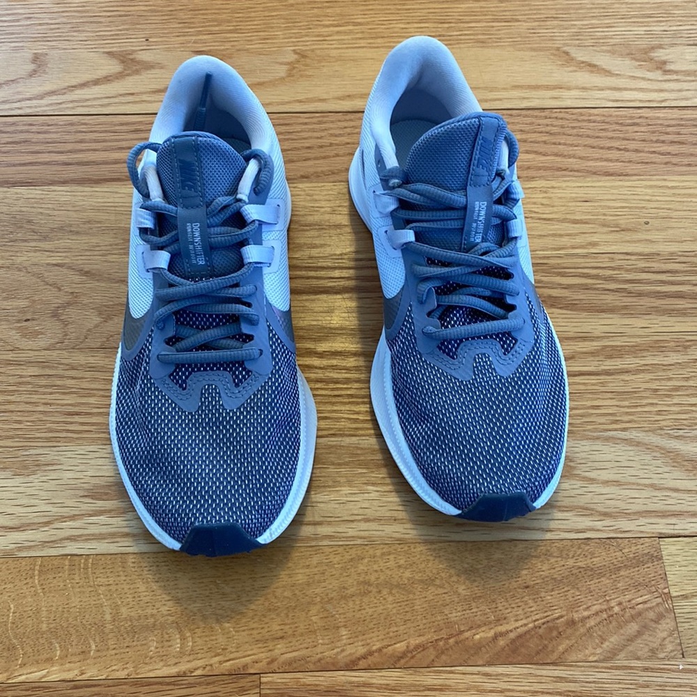 Nike Women's Blue Sneakers